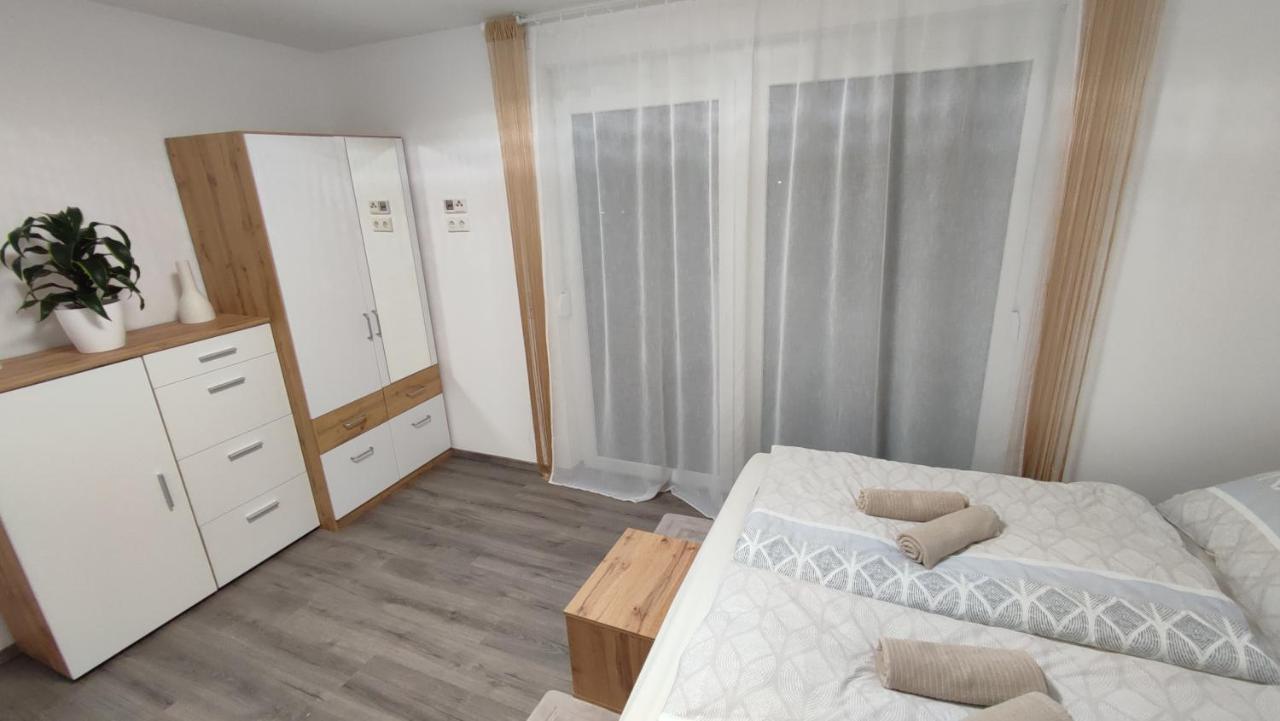 Panorama Apartmenthaus Vocklamarkt Екстериор снимка